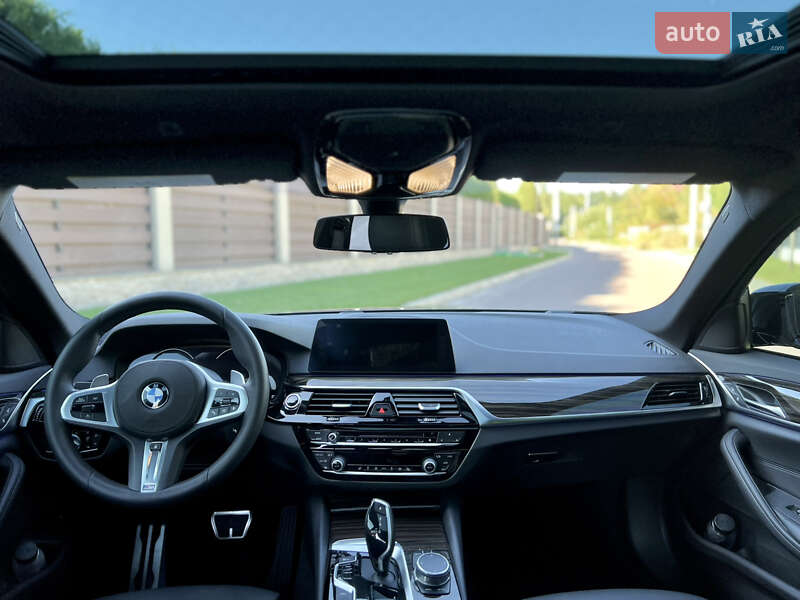 Седан BMW 5 Series 2017 в Киеве фото 43 Седан BMW 5 Series 2017 в Киеве