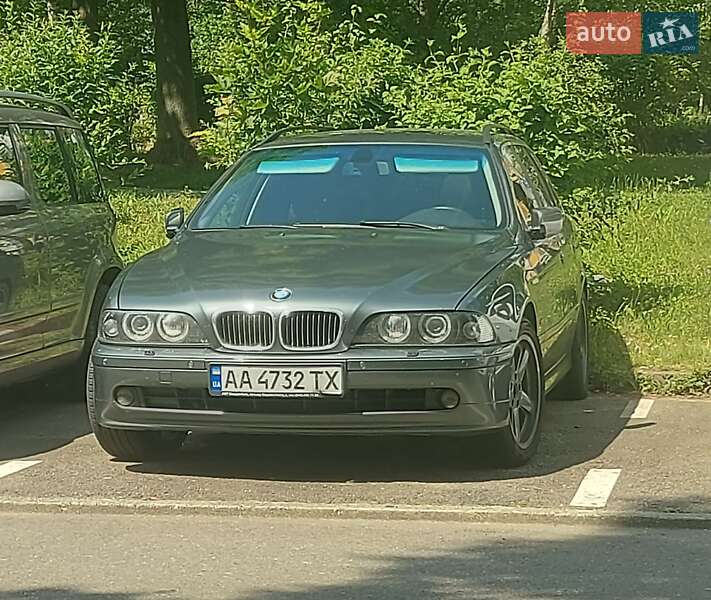 BMW 5 Series 2002 BMW 5 Series 2002