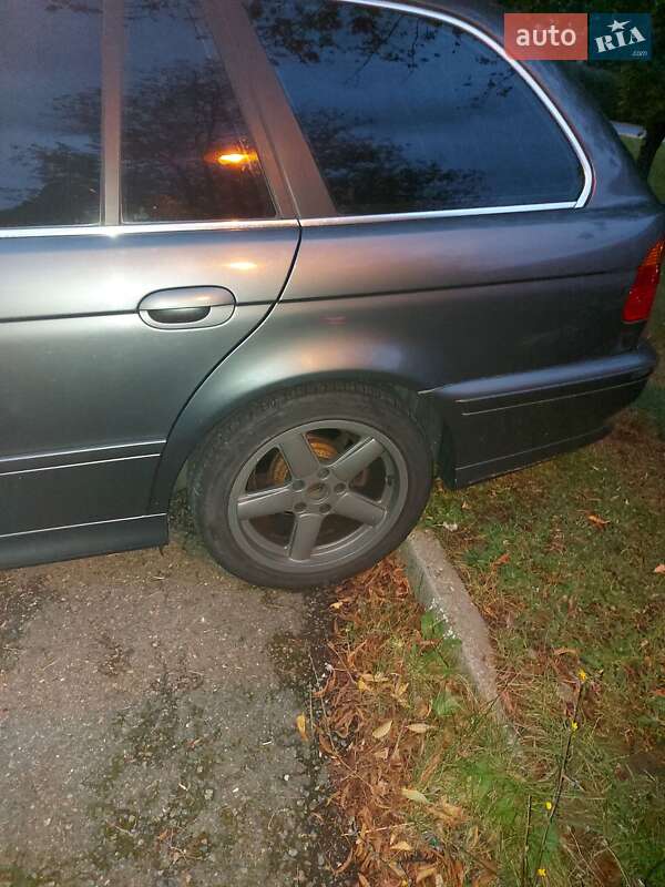 Універсал BMW 5 Series 2002 в Києві