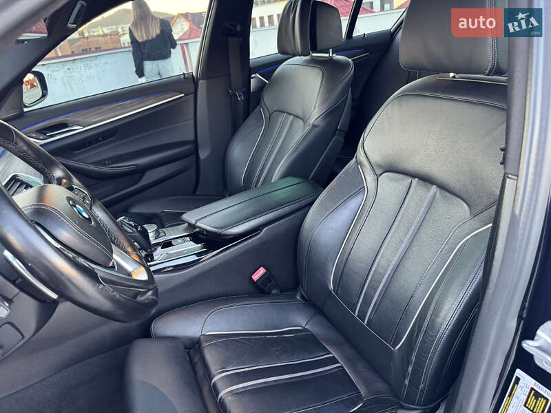 Седан BMW 5 Series 2017 в Мукачево