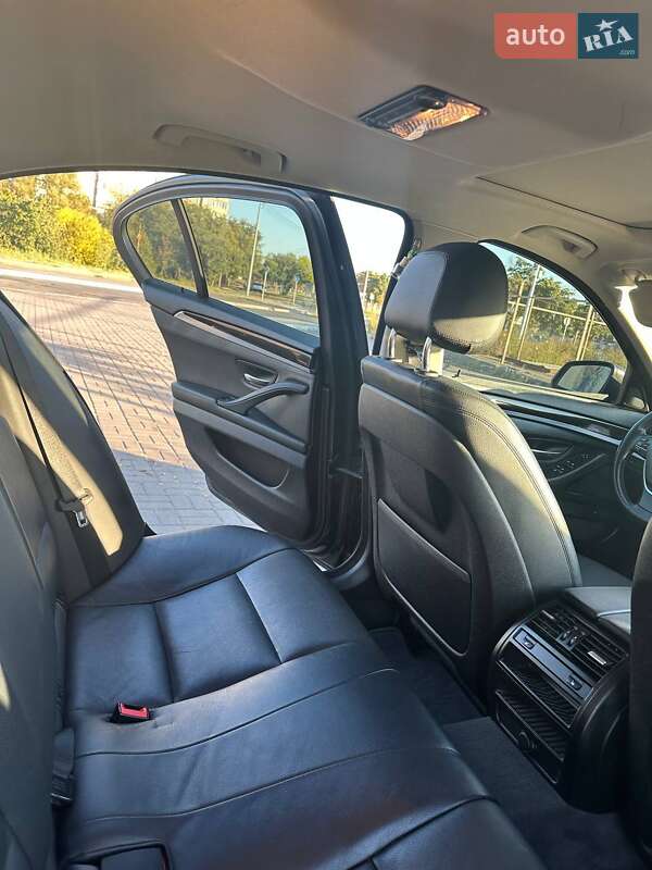 Седан BMW 5 Series 2016 в Киеве