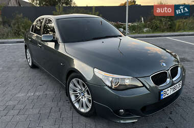 Седан BMW 5 Series 2003 в Самборе