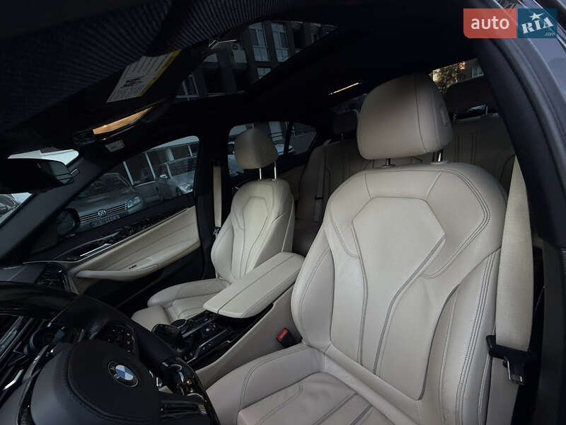 Седан BMW 5 Series 2019 в Киеве