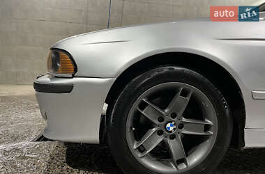 Седан BMW 5 Series 2000 в Деражне