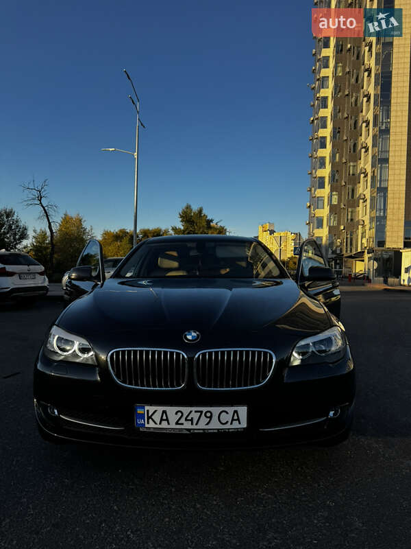 BMW 5 Series 2011