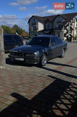 Седан BMW 5 Series 1992 в 
