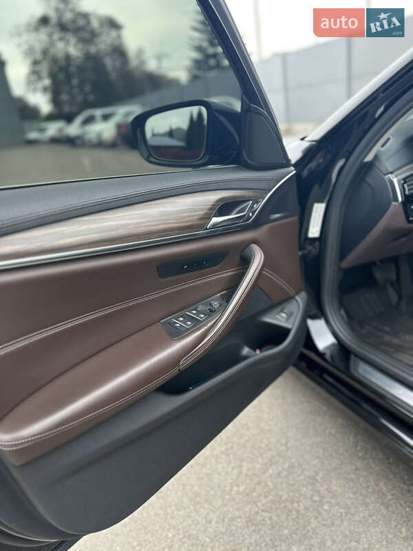 Седан BMW 5 Series 2017 в Киеве фото 14 Седан BMW 5 Series 2017 в Киеве
