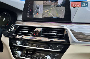 Седан BMW 5 Series 2017 в 