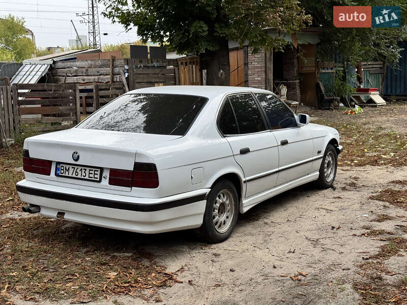 Седан BMW 5 Series 1991 в Киеве