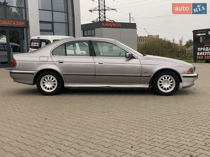 Седан BMW 5 Series 1999 в Києві