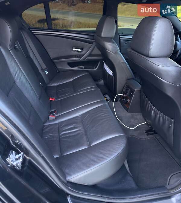 Седан BMW 5 Series 2007 в Глибокій фото 17 Седан BMW 5 Series 2007 в Глибокій