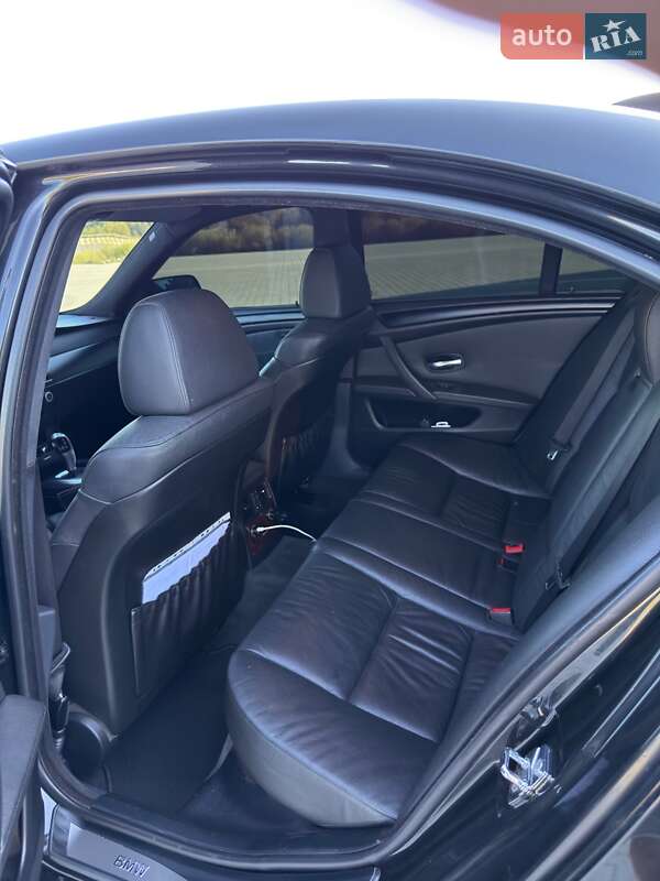 Седан BMW 5 Series 2007 в Глибокій фото 21 Седан BMW 5 Series 2007 в Глибокій