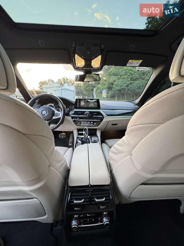 Седан BMW 5 Series 2018 в Киеве
