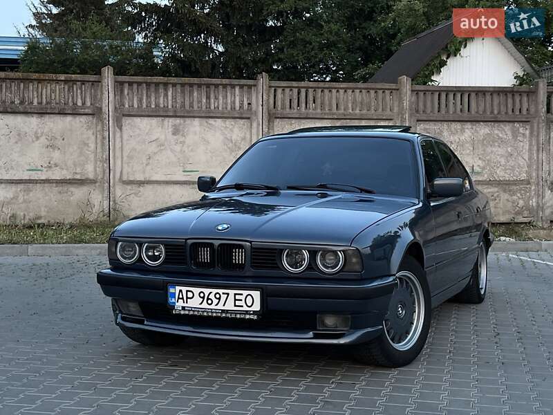Седан BMW 5 Series 1988 в Вінниці