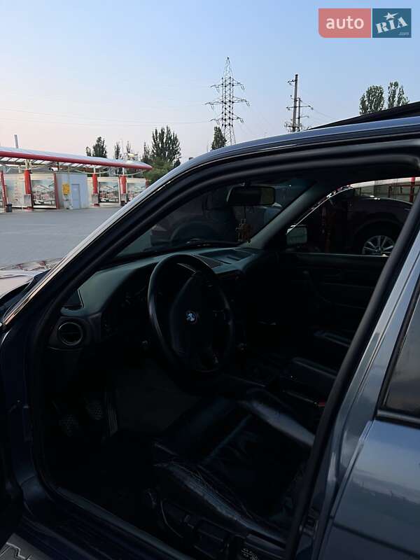 Седан BMW 5 Series 1988 в Вінниці