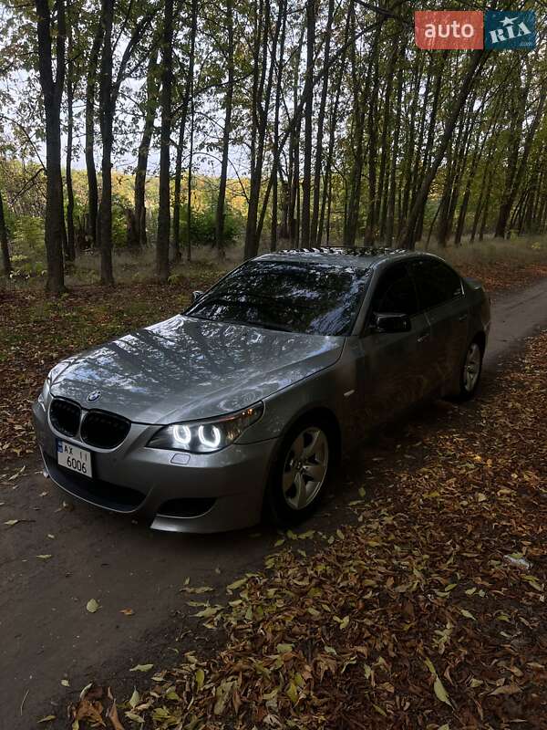 BMW 5 Series 2003