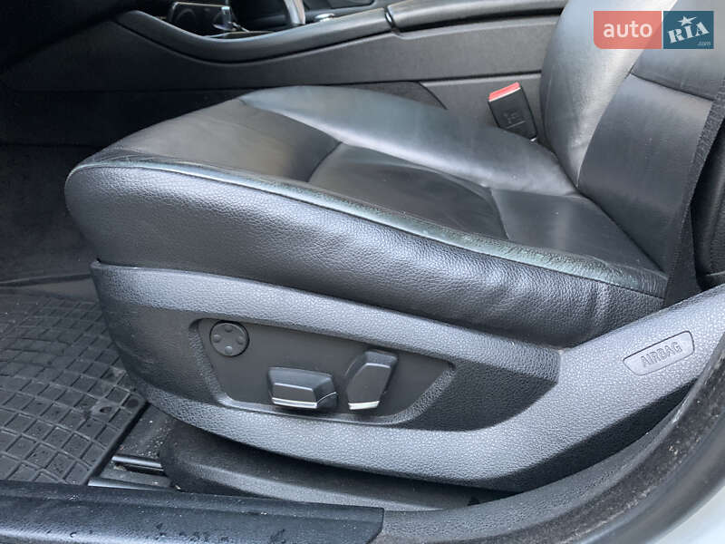 Седан BMW 5 Series 2013 в Надворной