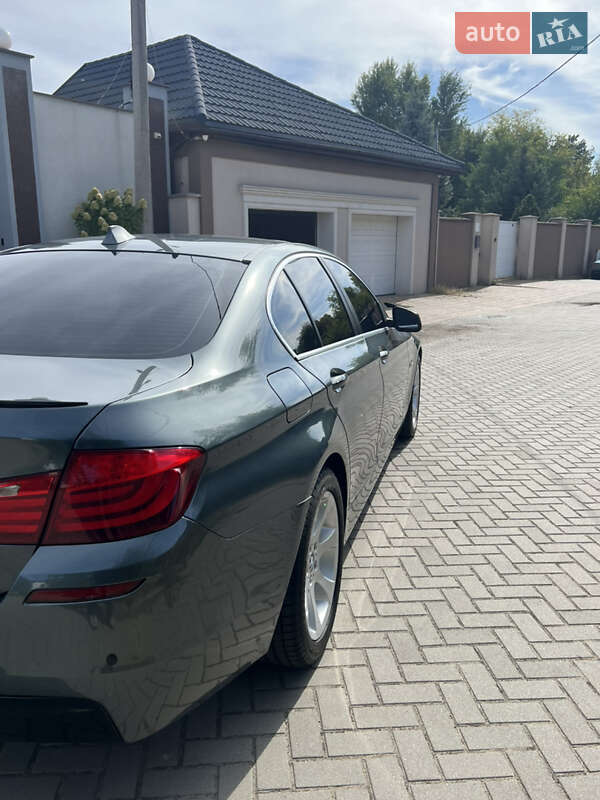 Седан BMW 5 Series 2012 в Днепре