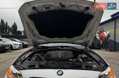 Седан BMW 5 Series 2012 в 