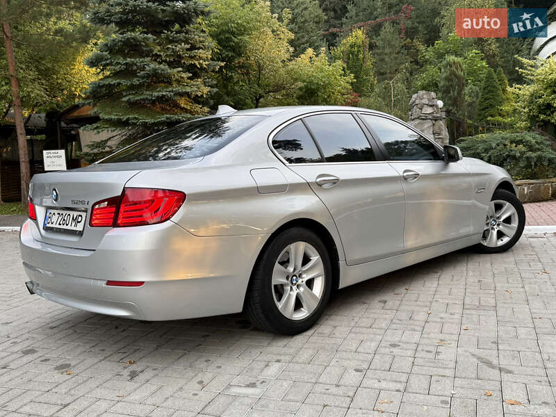 Седан BMW 5 Series 2012 в Дрогобичі