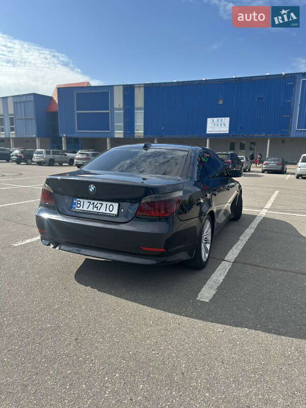 Седан BMW 5 Series 2003 в Кременчуге