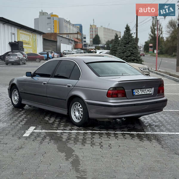 Седан BMW 5 Series 1996 в Виннице