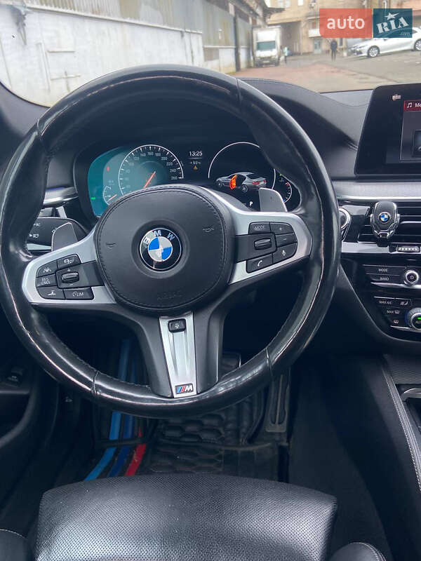 Седан BMW 5 Series 2018 в Києві фото 9 Седан BMW 5 Series 2018 в Києві