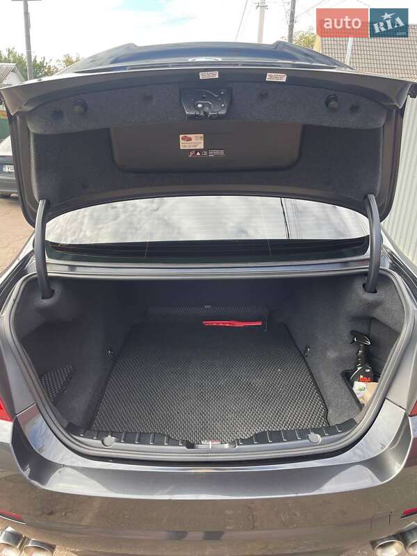 Седан BMW 5 Series 2012 в Коростене фото 6 Седан BMW 5 Series 2012 в Коростене