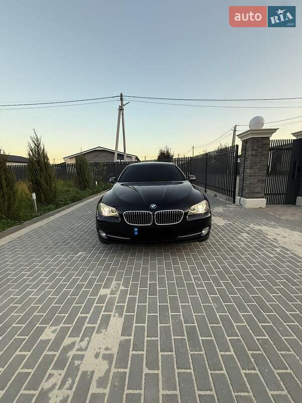 BMW 5 Series 2012 BMW 5 Series 2012