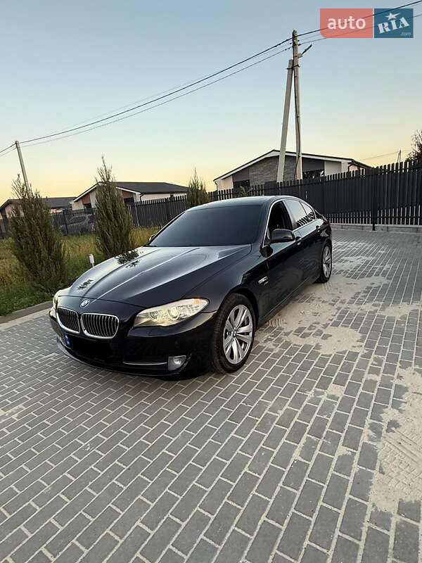 Седан BMW 5 Series 2012 в Киеве фото 4 Седан BMW 5 Series 2012 в Киеве