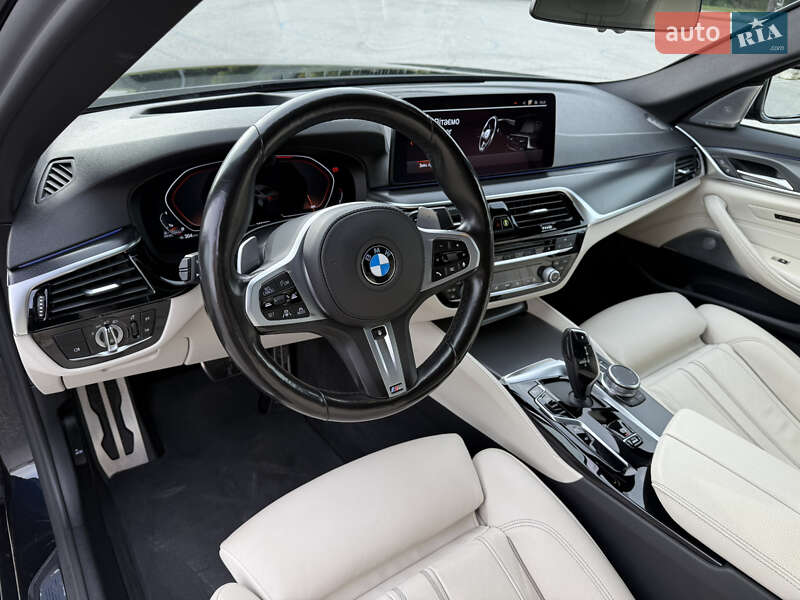 Седан BMW 5 Series 2020 в Львове