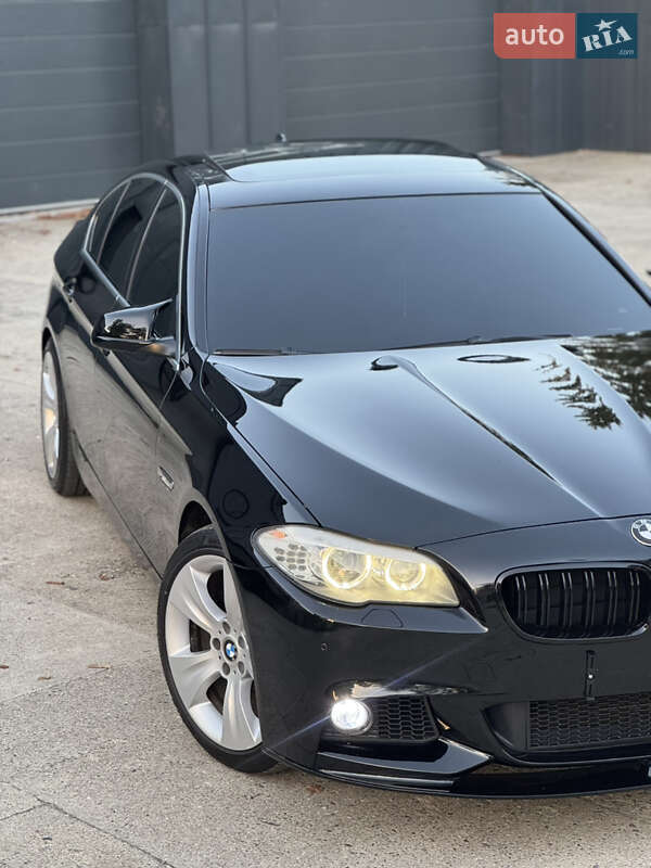 Седан BMW 5 Series 2013 в Тячеве