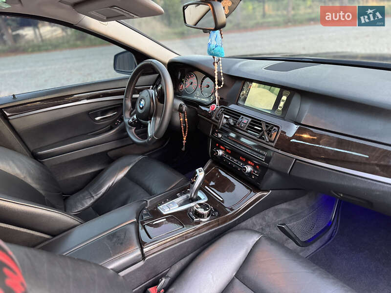 Седан BMW 5 Series 2013 в Тячеве