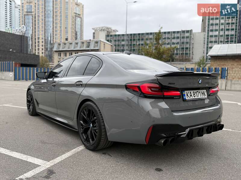 Седан BMW 5 Series 2021 в Киеве