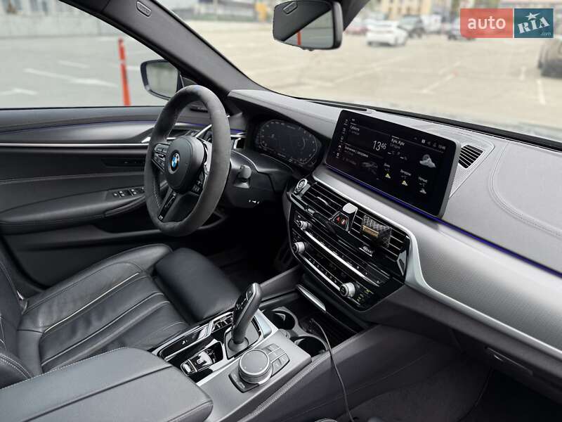 Седан BMW 5 Series 2021 в Киеве