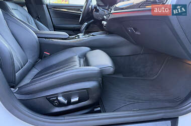 Седан BMW 5 Series 2019 в Ровно
