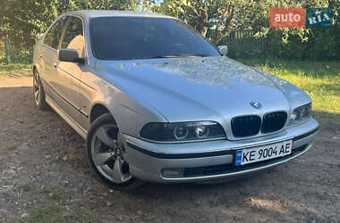 Седан BMW 5 Series 1998 в Новомосковську