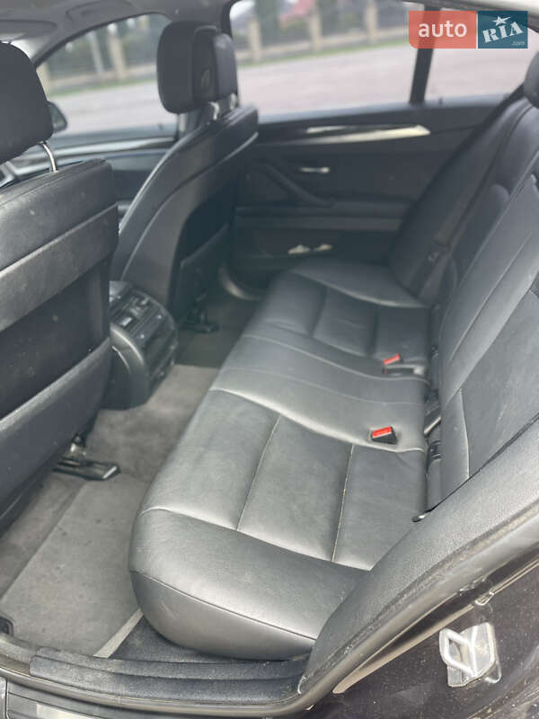 Седан BMW 5 Series 2013 в Рівному