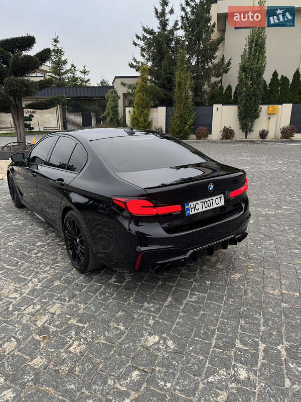 Седан BMW 5 Series 2016 в Львове