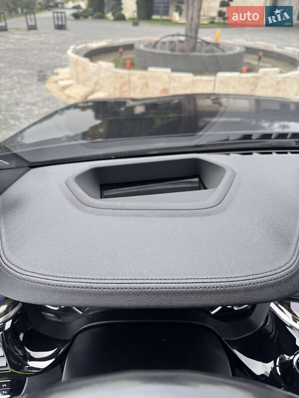 Седан BMW 5 Series 2016 в Львове