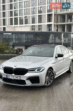 Седан BMW 5 Series 2017 в Львові
