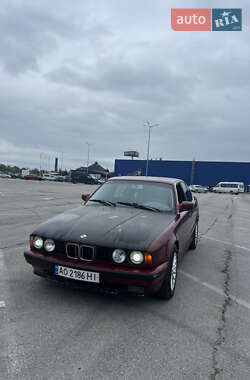Седан BMW 5 Series 1991 в Чернівцях