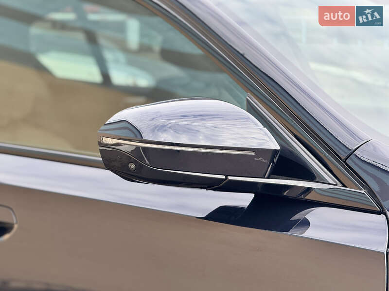 Седан BMW 5 Series 2023 в Киеве