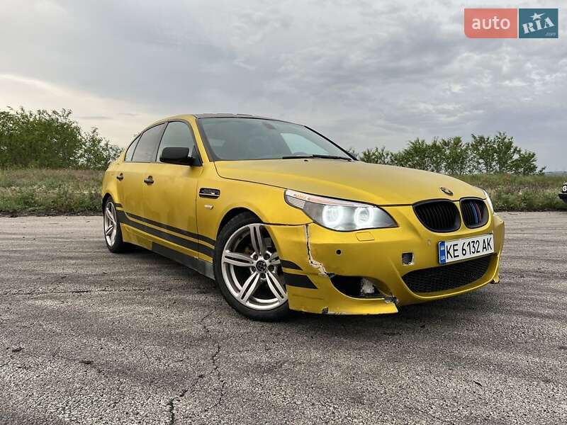 Седан BMW 5 Series 2005 в Днепре