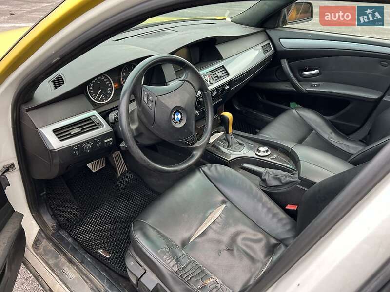 Седан BMW 5 Series 2005 в Днепре