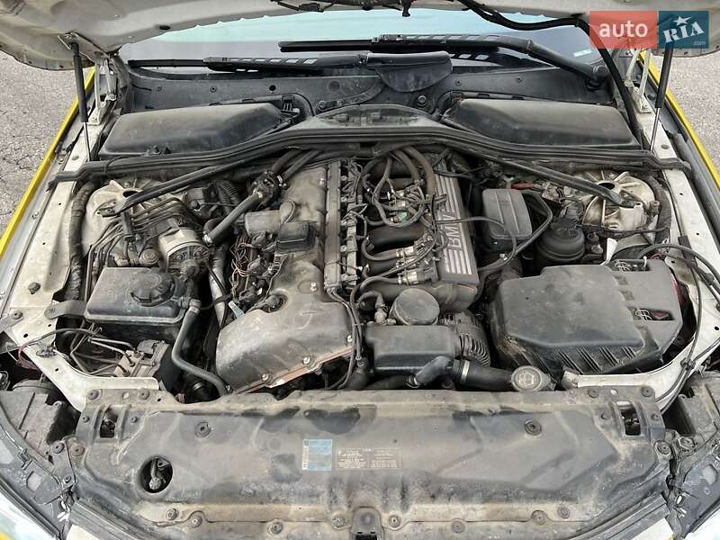 Седан BMW 5 Series 2005 в Днепре