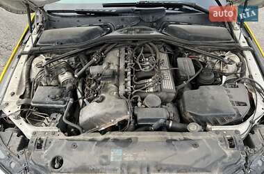 Седан BMW 5 Series 2005 в  фото 18 Седан BMW 5 Series 2005 в