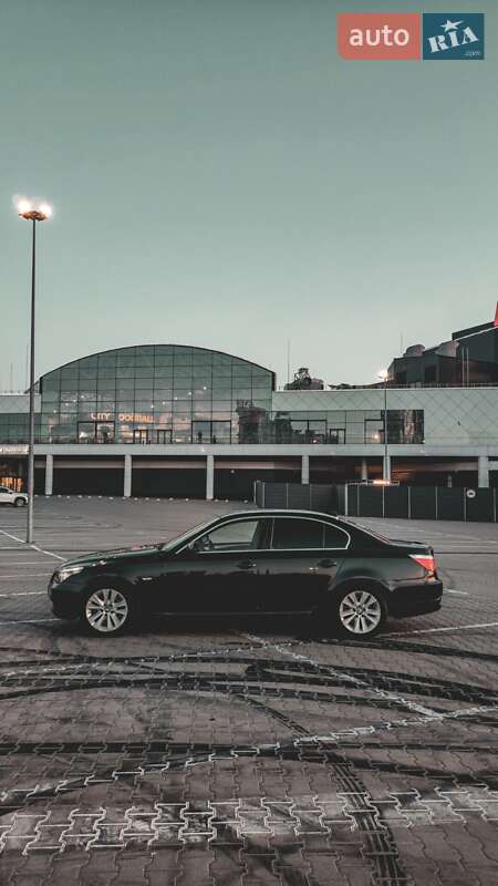 Седан BMW 5 Series 2007 в Киеве