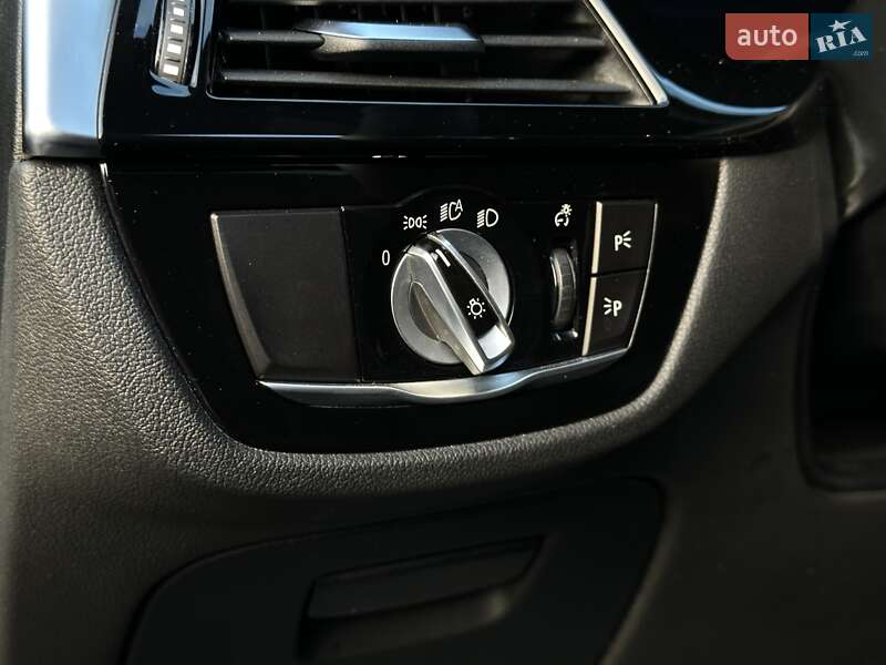 Седан BMW 5 Series 2021 в Мукачево