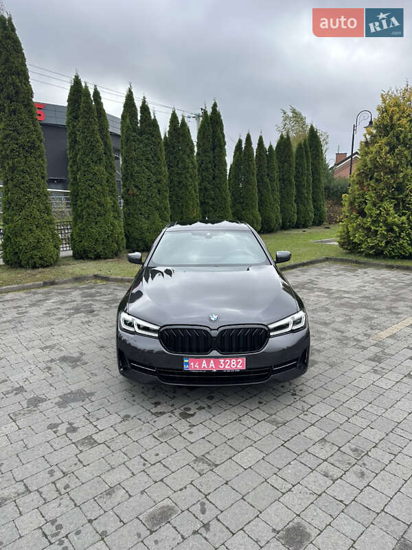 Седан BMW 5 Series 2020 в Львові